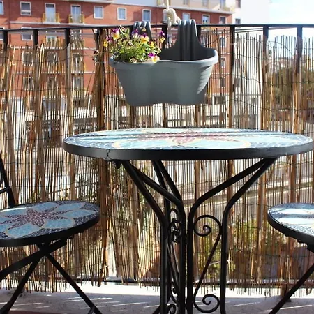 Hideaway 65 - By St Peter's Apartment