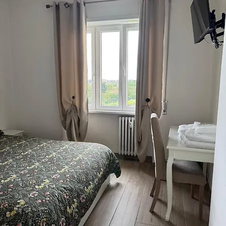 Grazioso Tiburtina - 3 Bedrooms Apartamento Roma