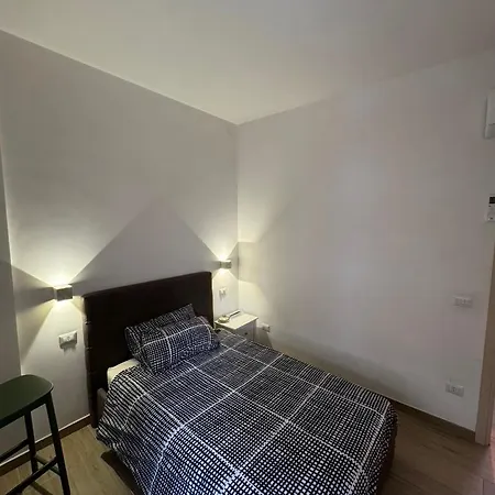 Grazioso Tiburtina - 3 Bedrooms Apartamento Roma