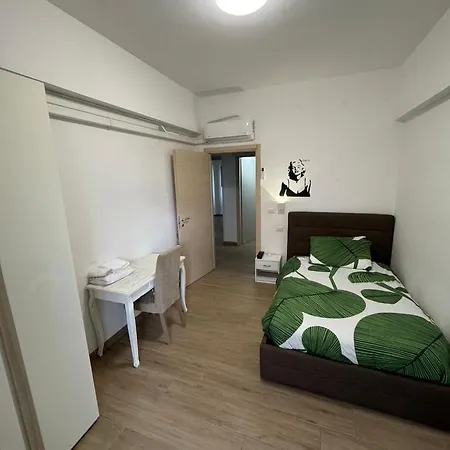 Grazioso Tiburtina - 3 Bedrooms Apartamento