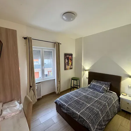Apartamento Grazioso Tiburtina - 3 Bedrooms *