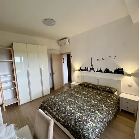 Grazioso Tiburtina - 3 Bedrooms * Roma