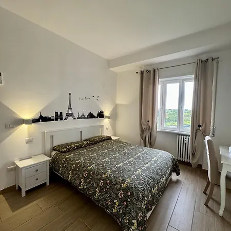 Grazioso Tiburtina - 3 Bedrooms Apartamento Roma
