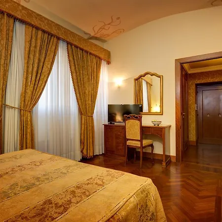 Morgagni Hotell 4*