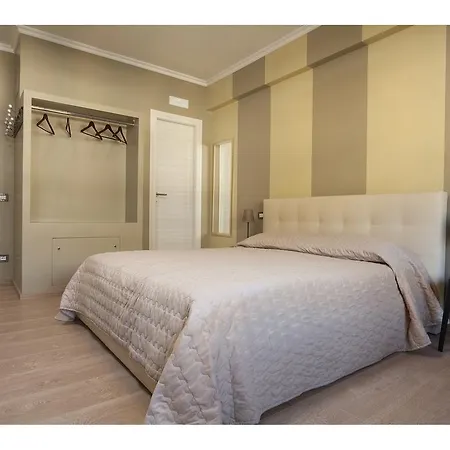 Alex's Guest house