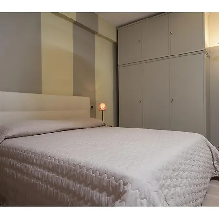 Alex's Guest house