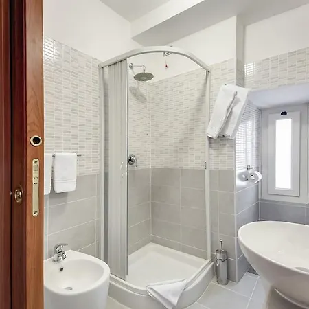Mf Hotel 3*