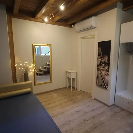 Hotel Tango Roma