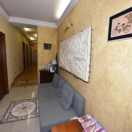 Hotel Augustus Rome
