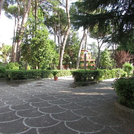 Dei Giuochi Delfici 2* Rome