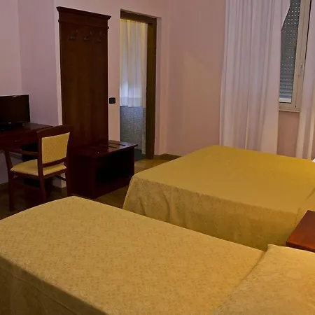 Dei Giuochi Delfici 2* Rome