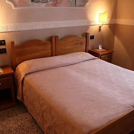Martini Hotel