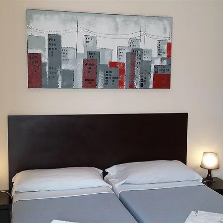 Mosaic Hotel *