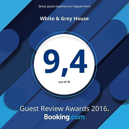 Apartman White & Grey House *
