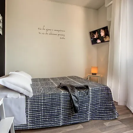 Radio Hotel