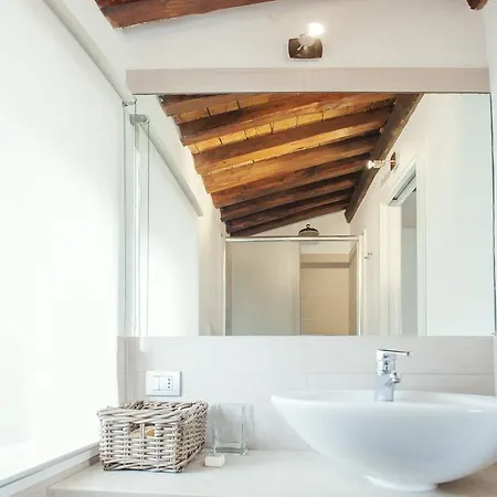 Domizio Apartament