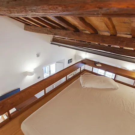 Domizio Apartament