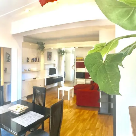 Apartment Giulio Cesare Luxury