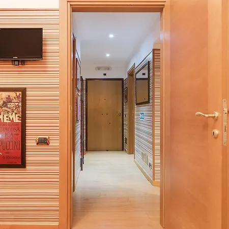 Mirror House 아파트 로마