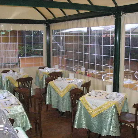 Artorius Otel 2*