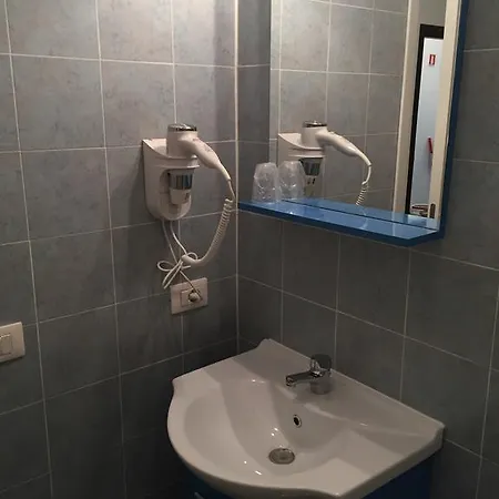Aquarius Rome Bed & Breakfast 3*