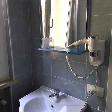 Aquarius Rome Bed & Breakfast Rome