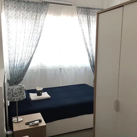 Aquarius Rome Bed & Breakfast Rome
