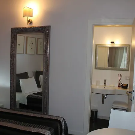 Pensión Relais Casa Della Fornarina Roma