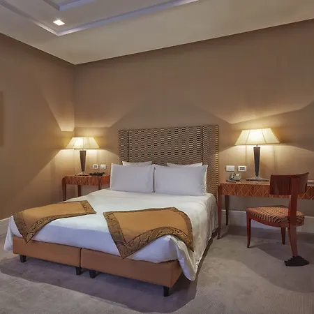 Grand Via Veneto 5*