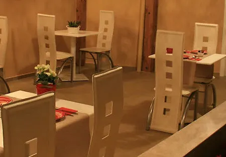 Tango Hotel 3*
