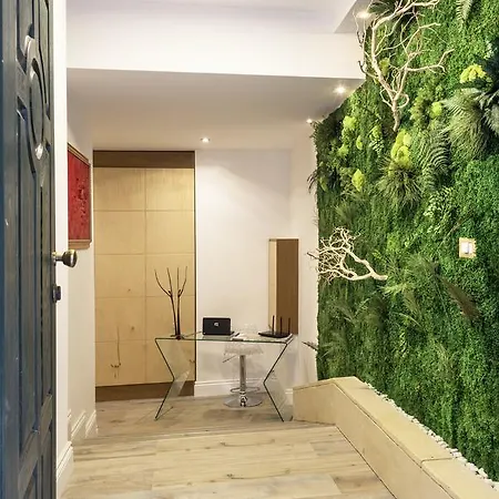 Rifugio Degli Artisti Bed & Breakfast 2*