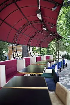 The Corner Otel 4*