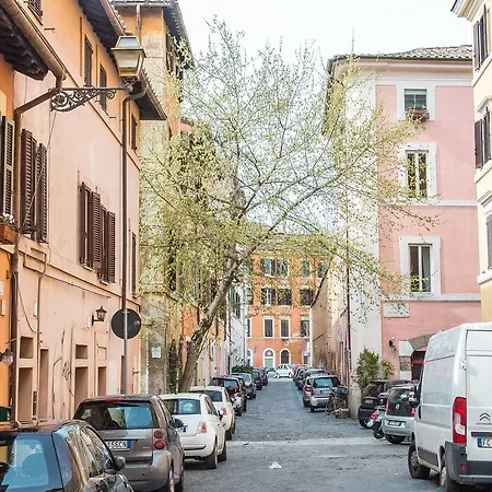 In Trastevere White Rome