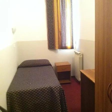 Hotel Acropoli 2*