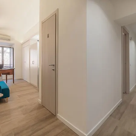 Guest house Station House 3*