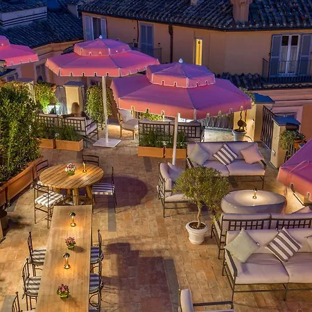 9hotel Cesari Hotel