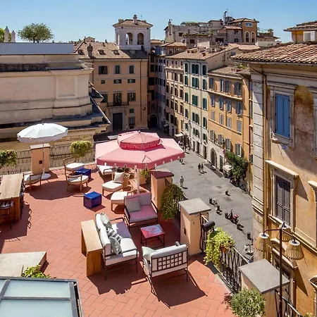 9hotel Cesari Hotel