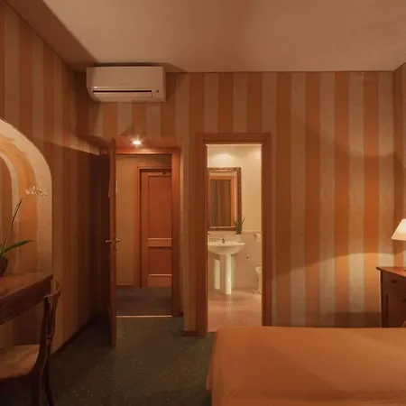 Orange Garden Hotel