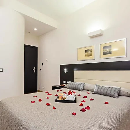 Domus Best Guest House 2*