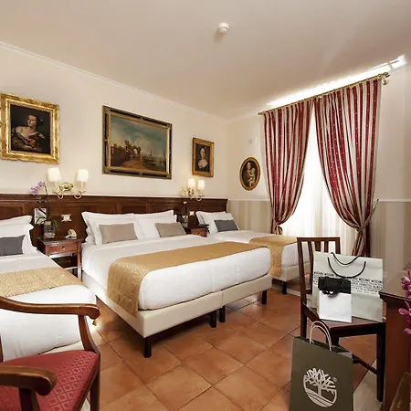 Hotel Des Artistes 3*