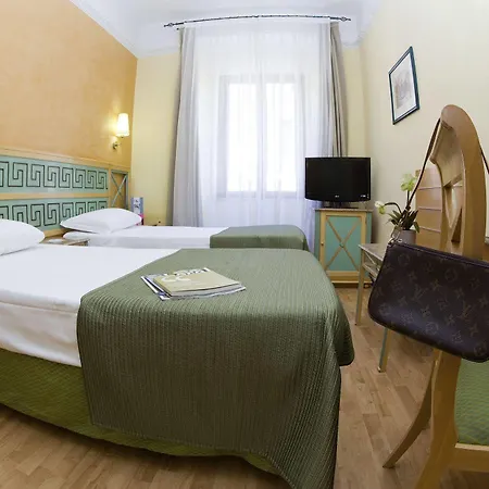 Hotel Exe Domus Aurea 3*
