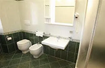 Hotel Adriatic Rome