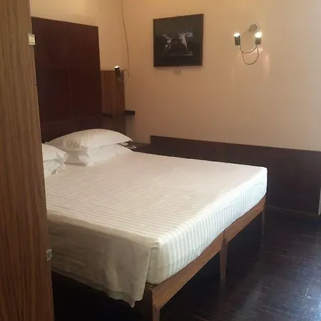 Maison Piazza Di Spagna Esperienze 4*