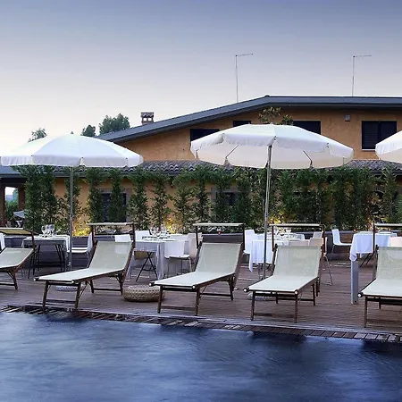 Black Hotel 4*