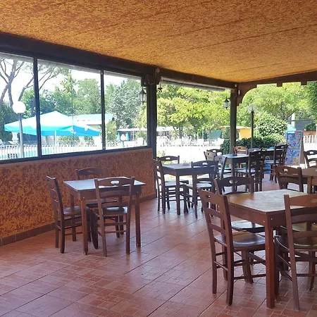 Aurelia Club