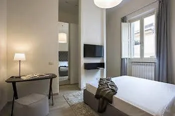 Now Apartments, In The Heart Of 2* Rome