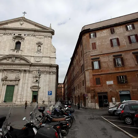 Navona Governo Vecchio