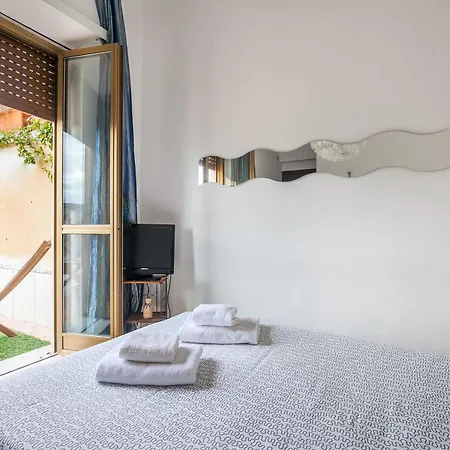 Bamboo Roma