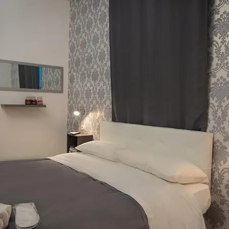 Inside Maison d'hôtes Rome