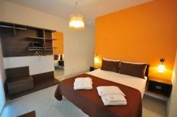 Affittacamere First Floor 2*